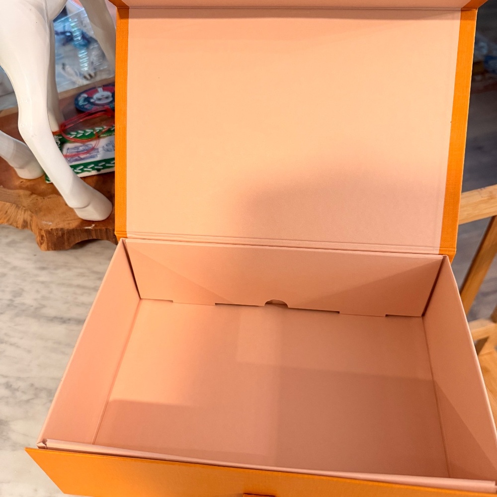 Louis Vuitton Box - Picture 7 of 12